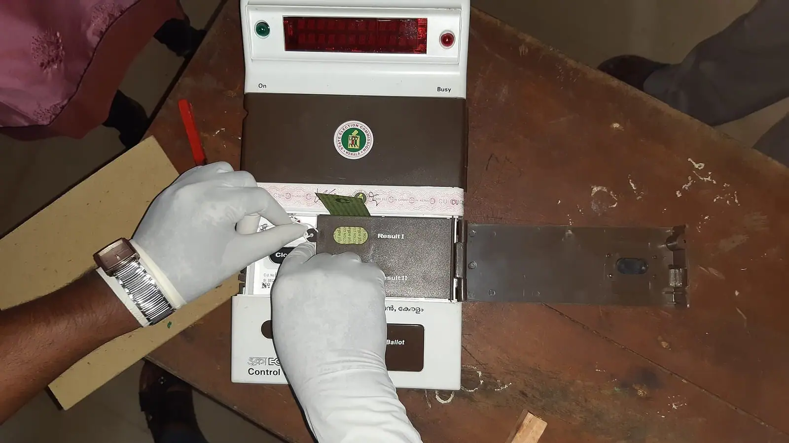 The control unit of an electronic voting machine. Polling in Madurantakam and Dharapuram is on October 6; votes will be counted on October 9.